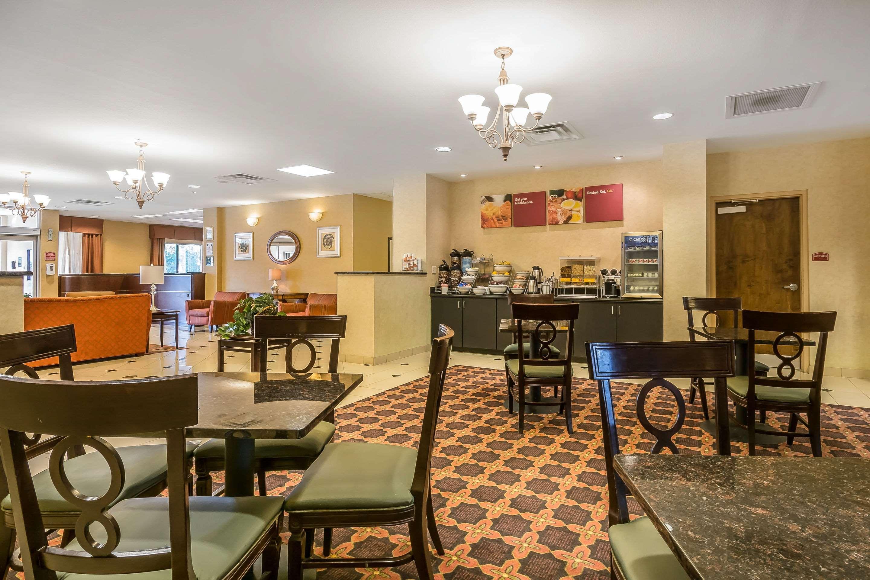 Comfort Suites West Джэксонвиль Экстерьер фото
