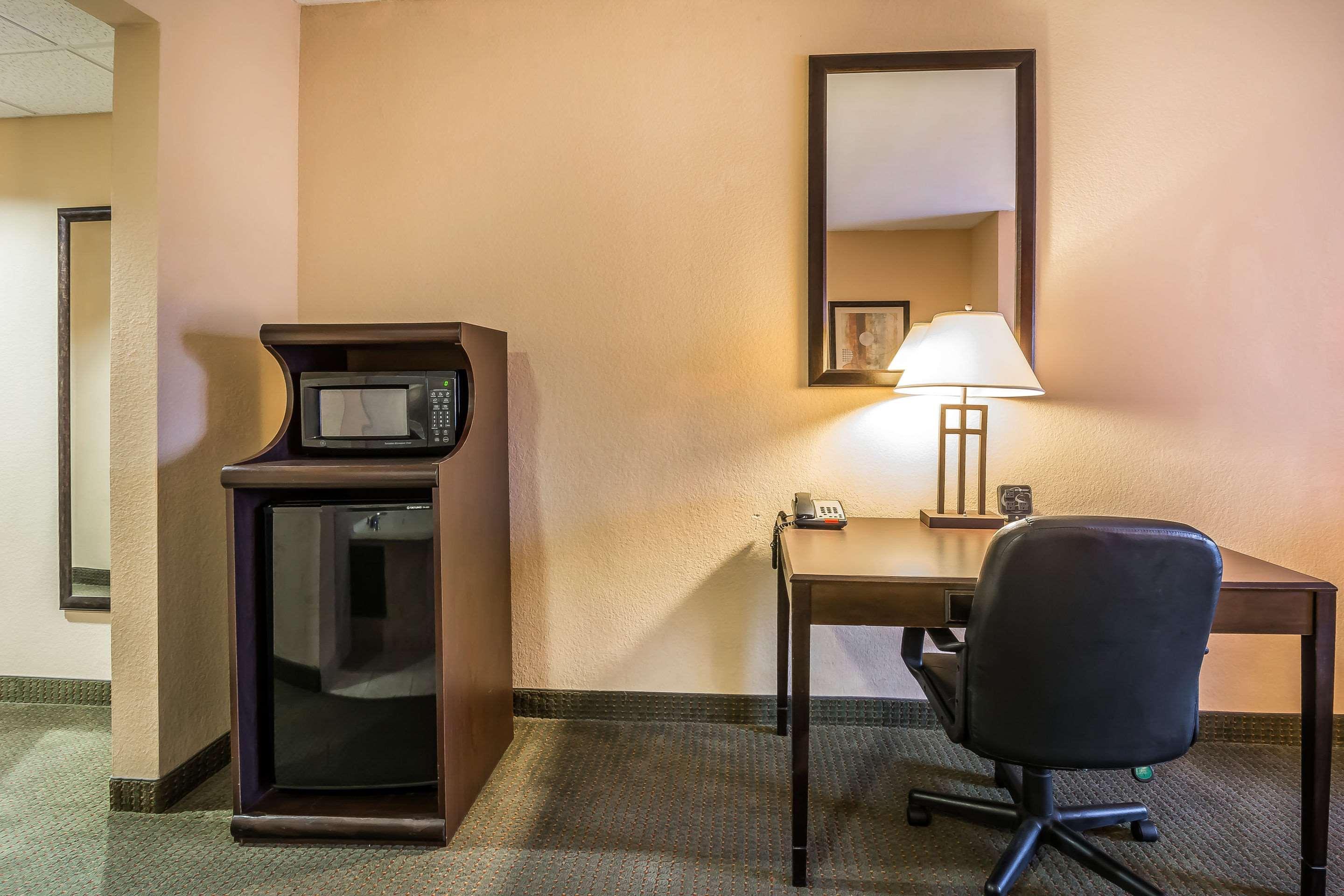 Comfort Suites West Джэксонвиль Экстерьер фото