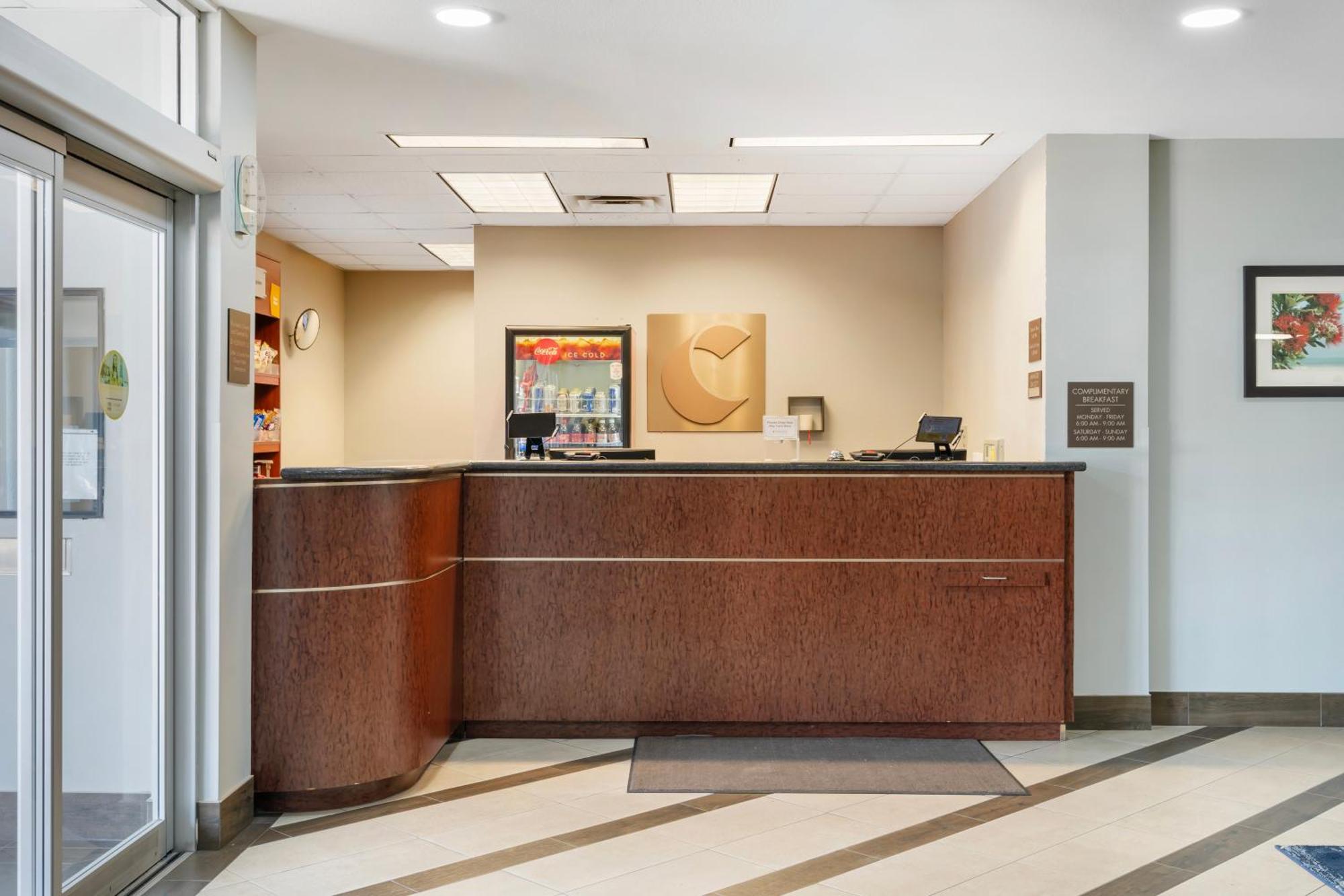 Comfort Suites West Джэксонвиль Экстерьер фото